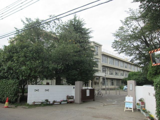 中学校　武蔵村山市立第一中学校（中学校）まで450m