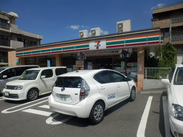 コンビニ　セブンイレブン南浦和１丁目店（コンビニ）まで588m