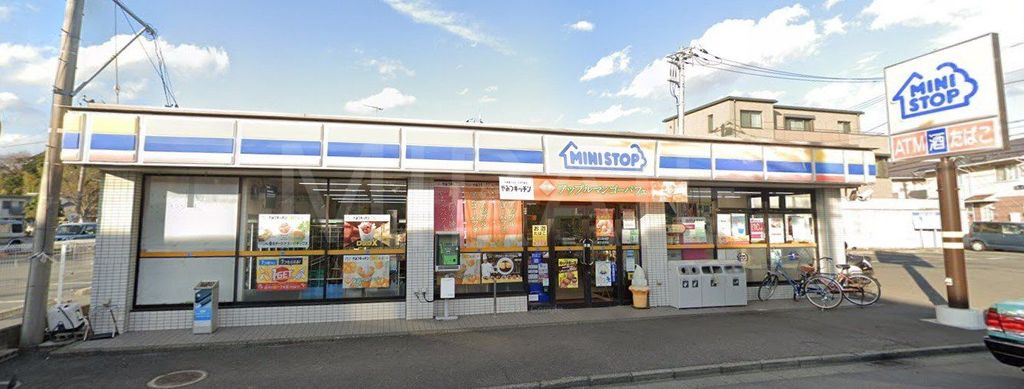 コンビニ　ミニストップ藤沢宮前店（コンビニ）まで190m