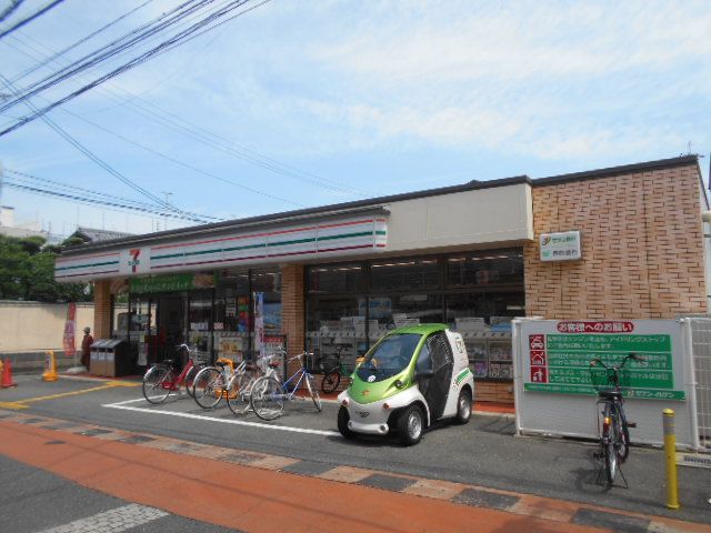 コンビニ　セブン-イレブン京都太秦大映通店（コンビニ）まで412m