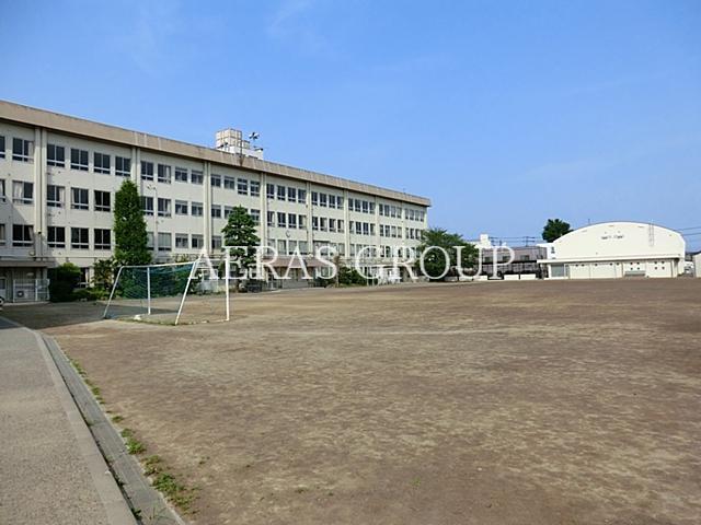 中学校　稲城市立稲城第一中学校（中学校）まで242m