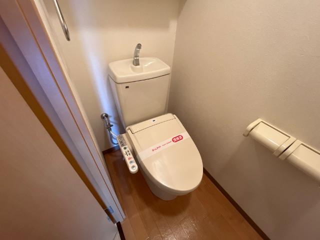 トイレ　シャワー付トイレ