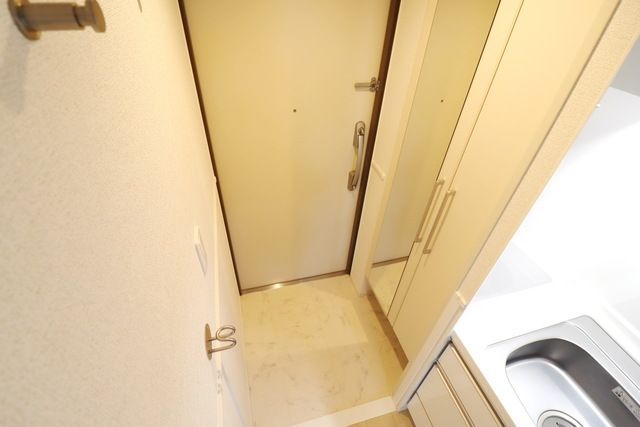 玄関　★お問い合わせはタウンハウジングまで★