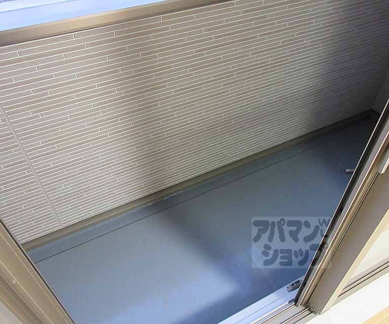 バルコニー　洗濯物も十分干せます！