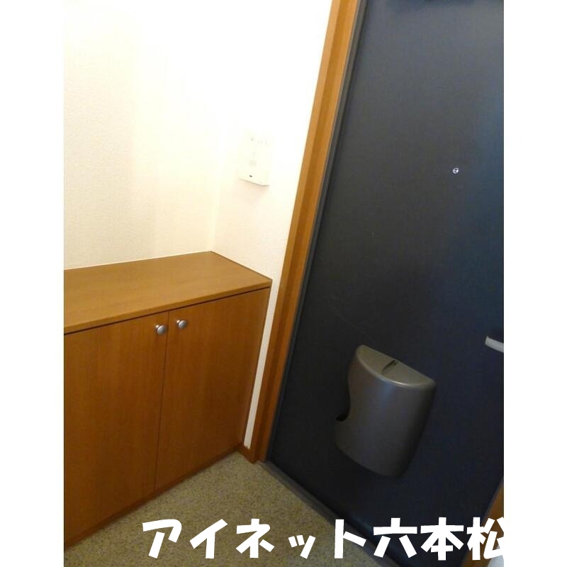玄関　玄関はこんな感じです。