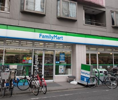 コンビニ　ファミリーマート大田池上仲通り店（コンビニ）まで428m