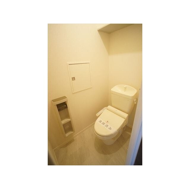 トイレ　※同タイプの間取りで、他のお部屋の写真になります。