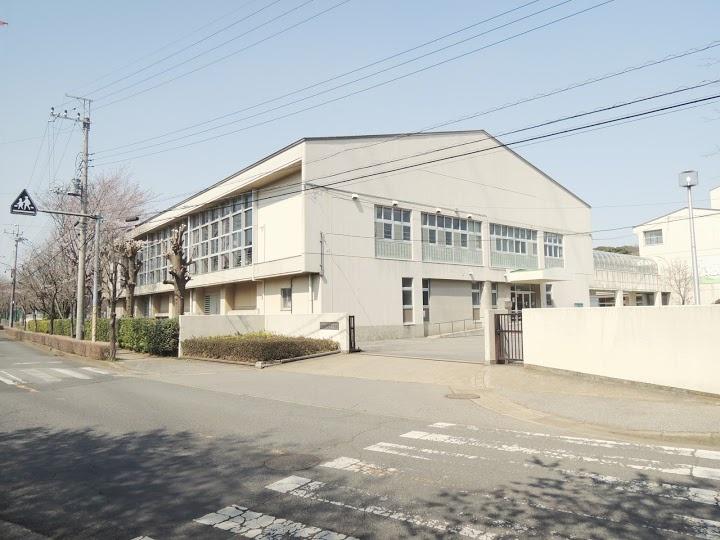 小学校　佐倉市立青菅小学校（小学校）まで1099m