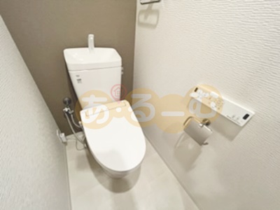 阪急神戸線 十三駅 徒歩10分 7階建 築28年のトイレ写真