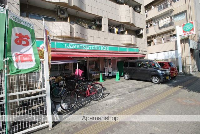 コンビニ　ローソンストア１００本陣店（コンビニ）まで411m