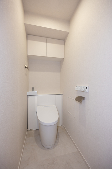 トイレ　※写真は同タイプ住戸です。