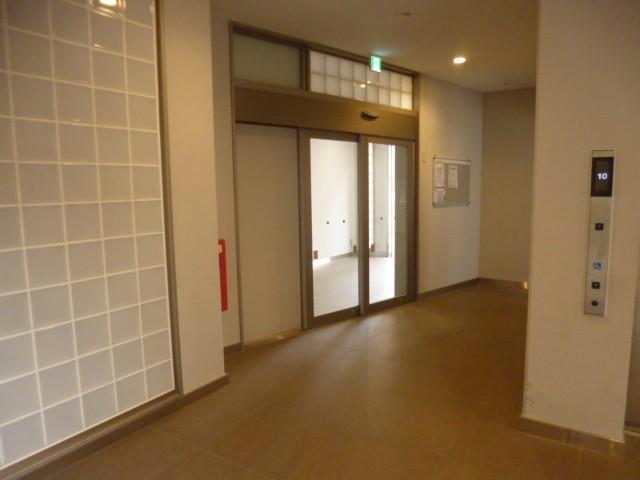 エントランス　エントランス部分