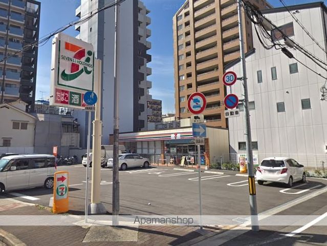 コンビニ　セブンイレブン（コンビニ）まで135m