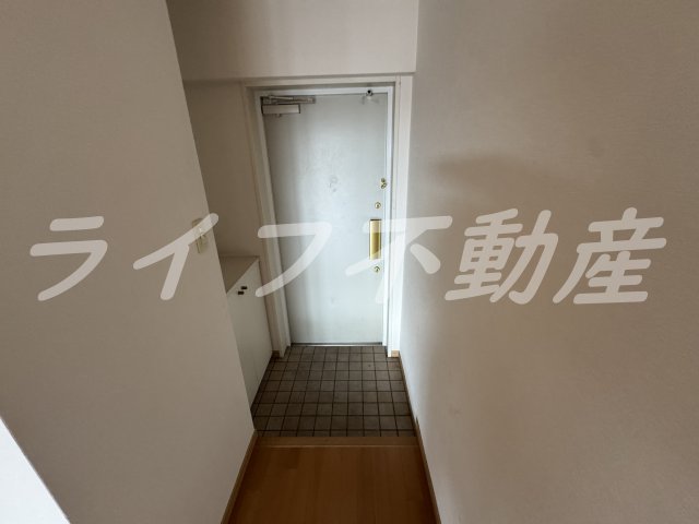 玄関　落ち着いた玄関です