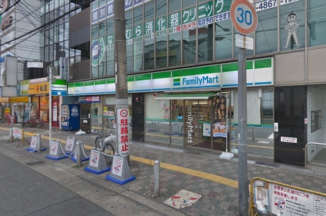 コンビニ　ファミリーマート　庄内駅前（コンビニ）まで499m