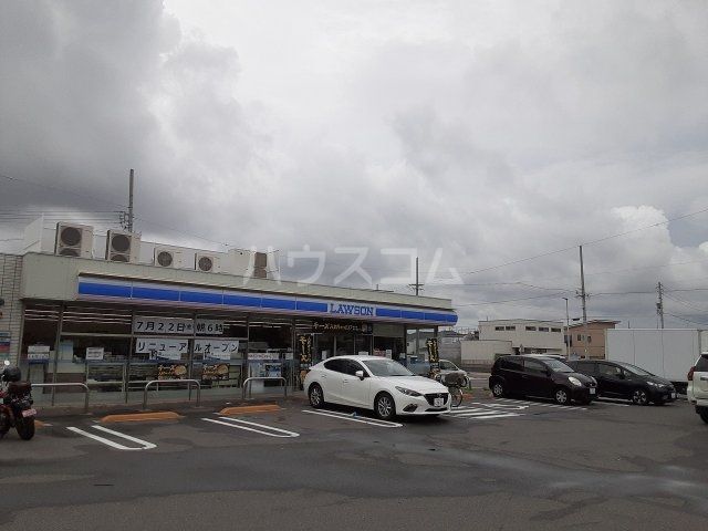 コンビニ　ローソン 港区茶屋新田店（コンビニ）まで534m