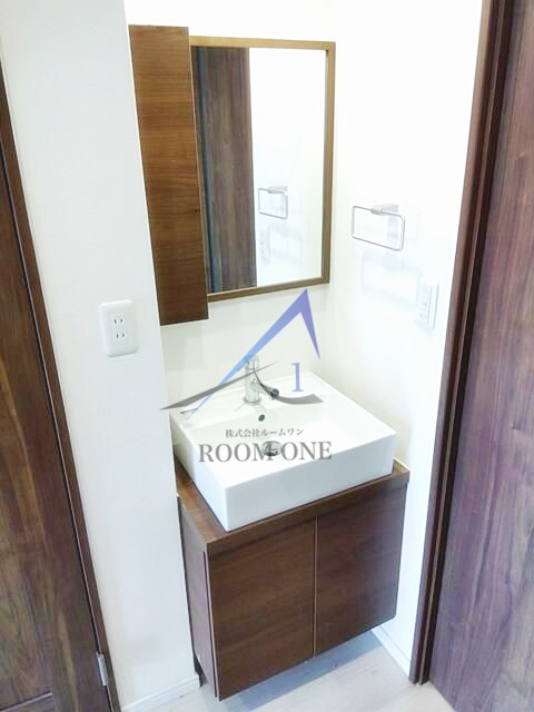 洗面設備　洗面台です。