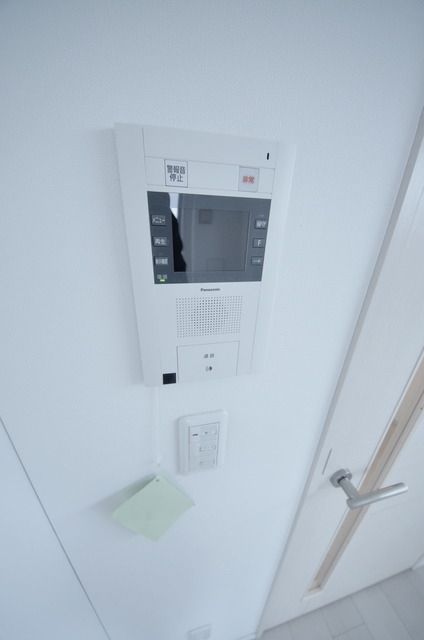 セキュリティ　☆室内からでも、来客を確認できます☆