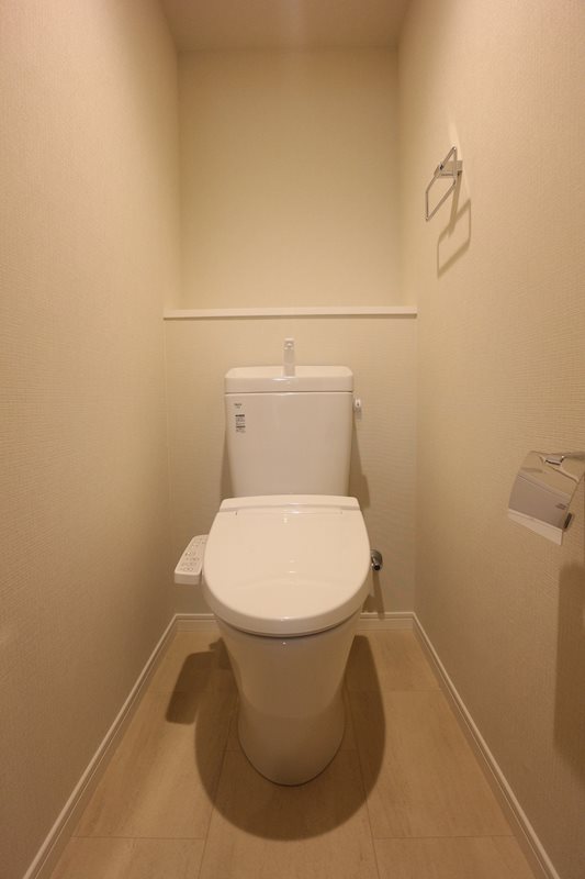 トイレ　※別部屋参考写真