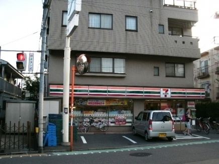 コンビニ　セブンイレブン世田谷北烏山店（コンビニ）まで363m