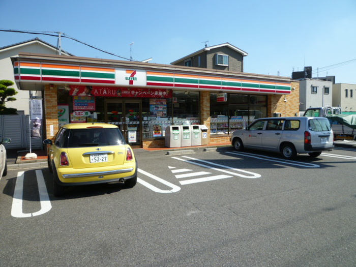 コンビニ　セブンイレブン（コンビニ）まで321m