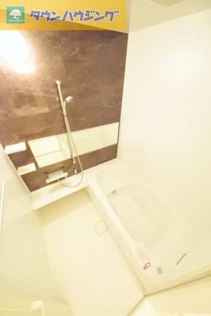 バス・シャワールーム　詳細はタウンハウジングまで！043-290-8070