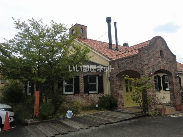 飲食店　珈琲ハヤシ屋（飲食店）まで412m