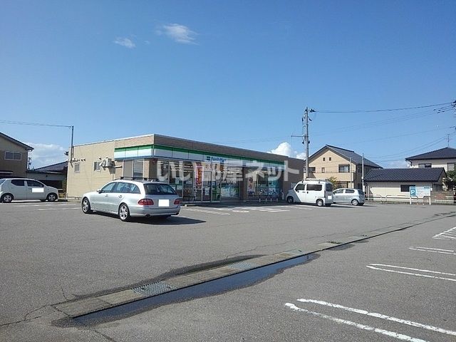 コンビニ　ファミリーマート　黒部立野東店（コンビニ）まで270m