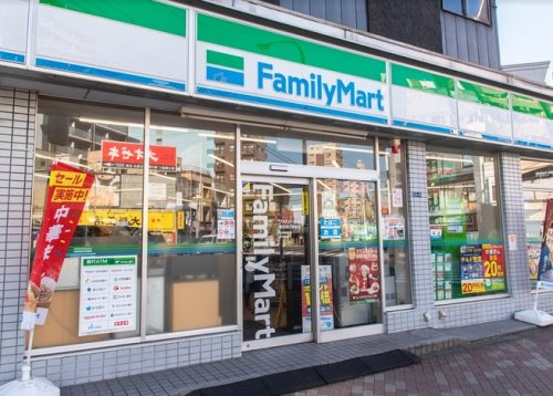 コンビニ　ファミリーマート 墨田菊川駅前店（コンビニ）まで417m