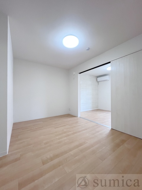その他　ホワイトベースで明るい内装♪