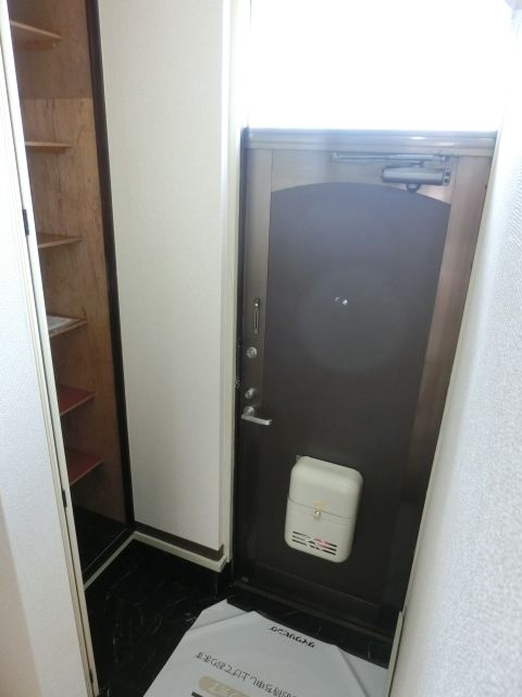 玄関　シューズボックス付き玄関です
