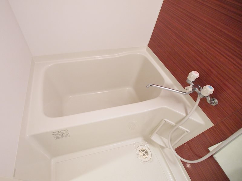 バス・シャワールーム　お風呂もきれいです。