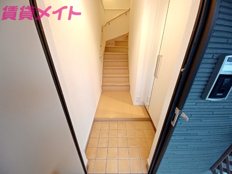 玄関　同型タイプ画像