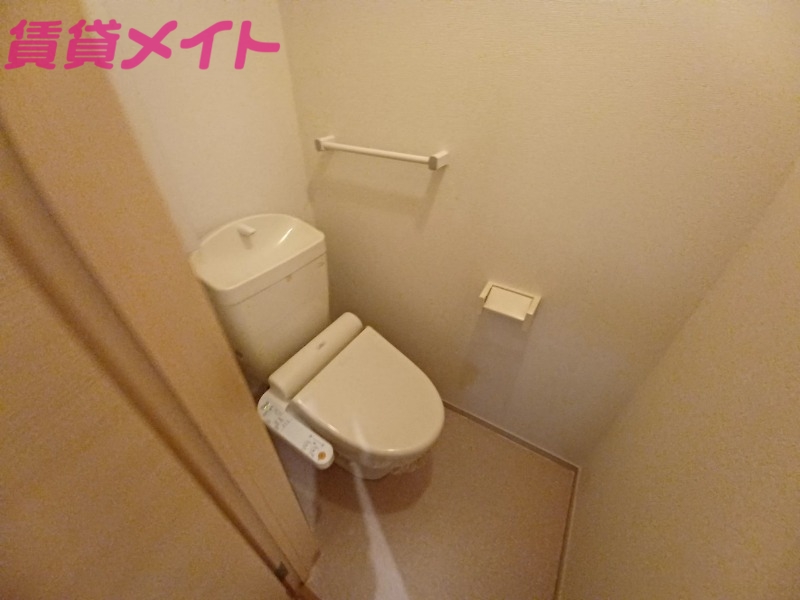 トイレ　同型タイプ画像
