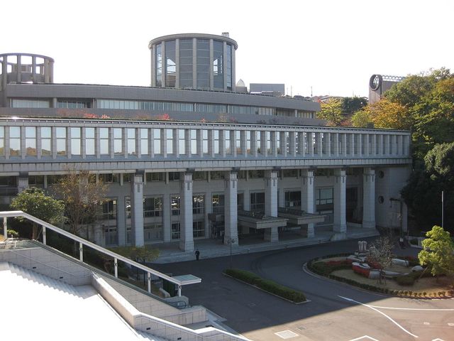 大学・短大　私立専修大学生田キャンパス（大学・短大）まで1729m