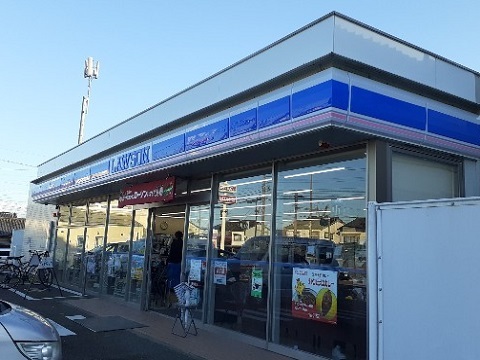 コンビニ　ローソン富山草島中央店（コンビニ）まで800m