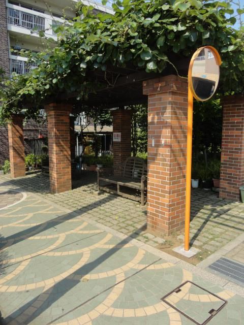 その他設備　★目の前のベンチ★