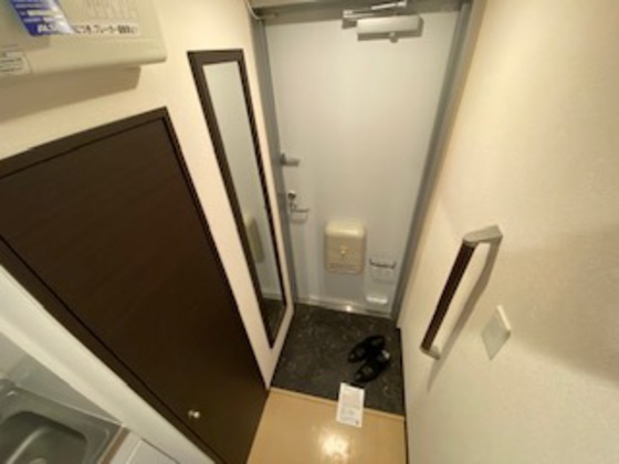 玄関　※別部屋の写真です