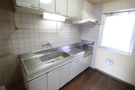キッチン　＊他の部屋の写真を使用しています。