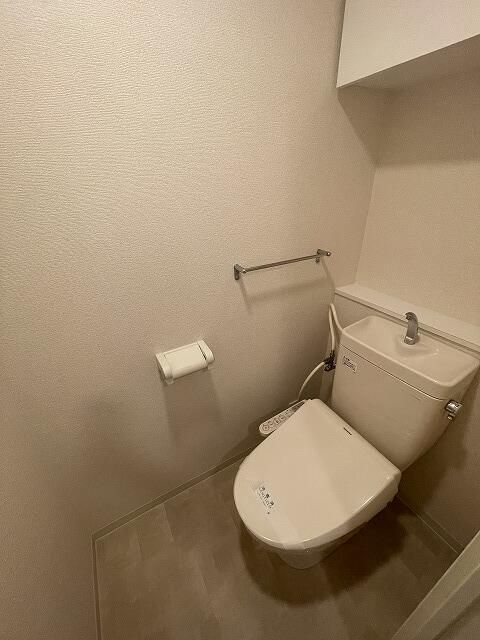 トイレ　落ち着いたトイレです