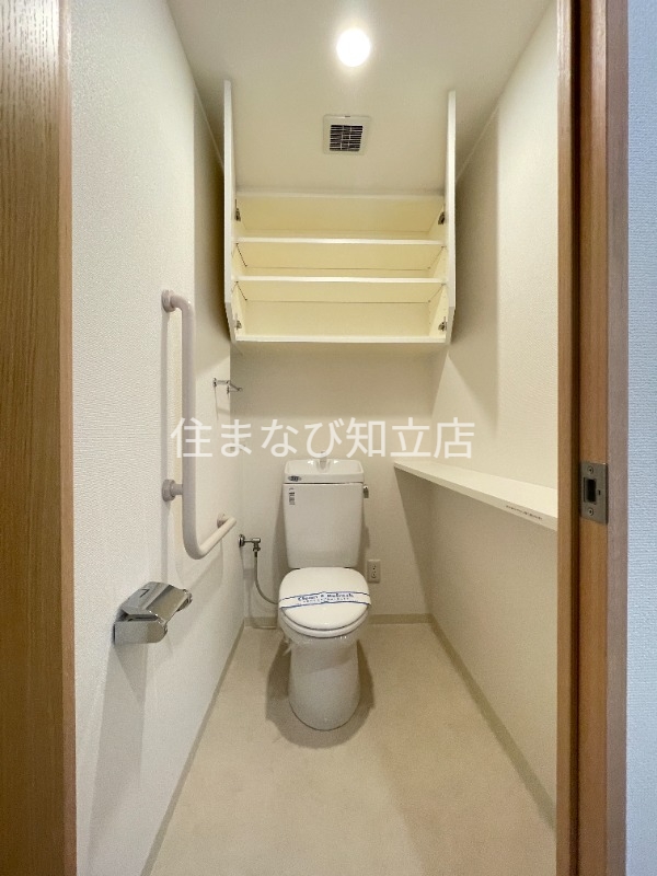 トイレ　別部屋写真