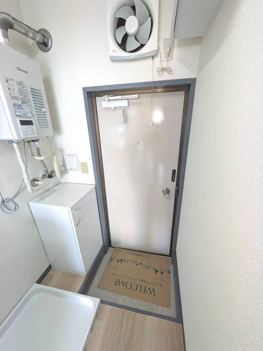 シャンポール當麻の玄関写真