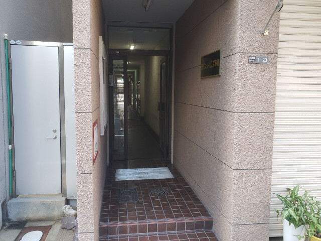 ラパンジール京町堀の外観写真