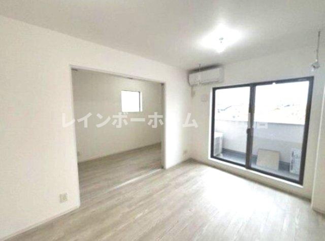 居室・リビング　同施工会社参考写真
