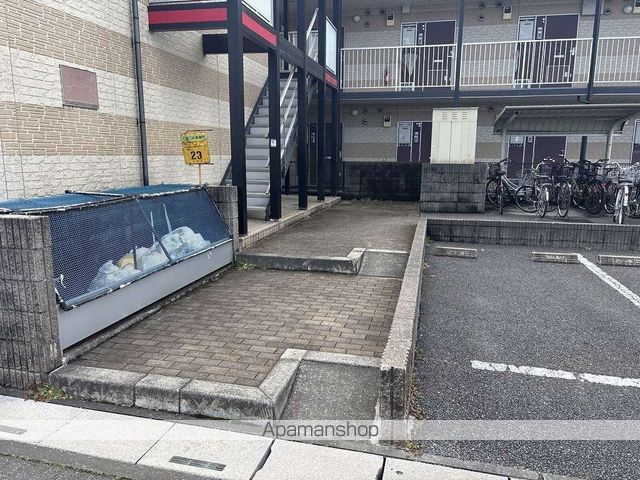 レオパレスロワメゾンの外観写真
