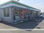 コンビニ　ファミリーマート（コンビニ）まで377m