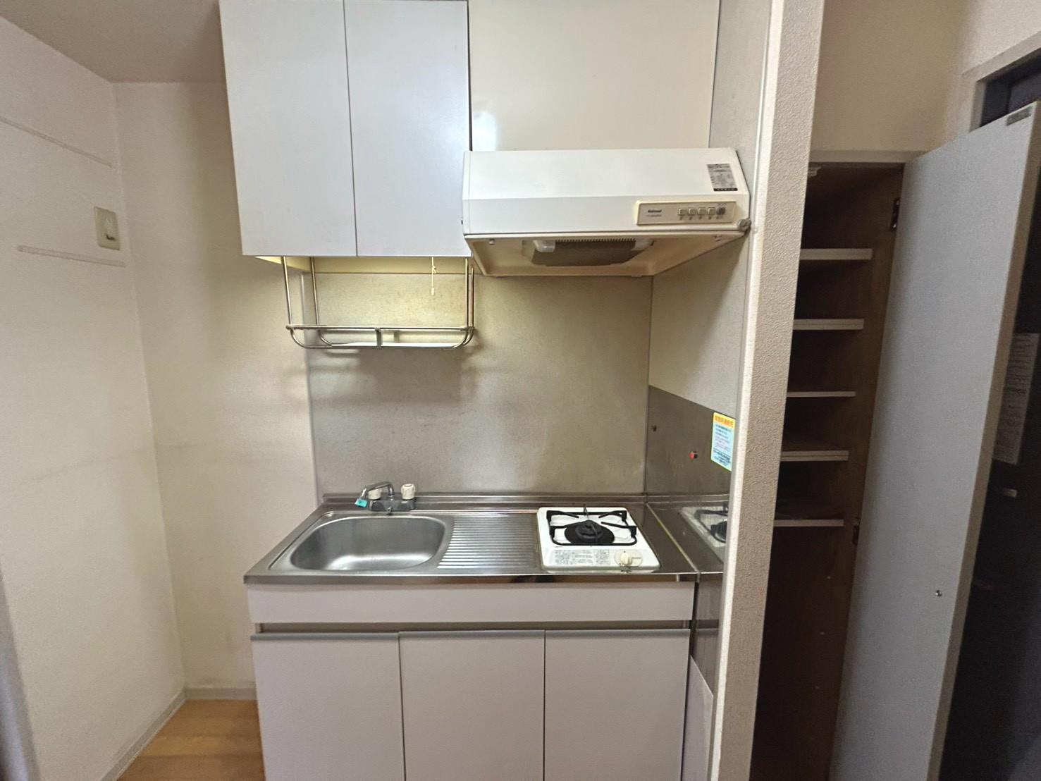 キッチン　1口コンロ付きのキッチンです