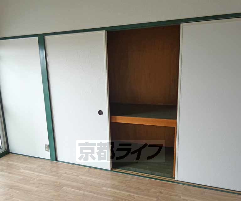 コーポラス大洋向島の内装写真