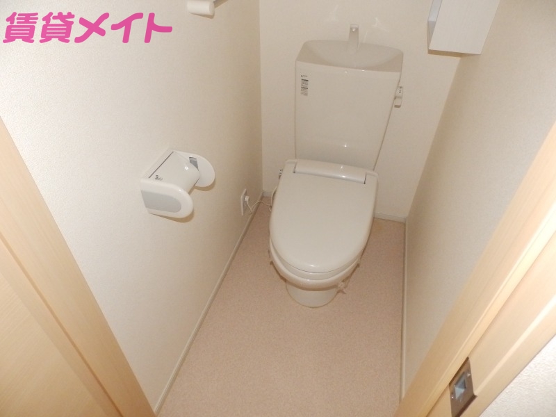 トイレ　同物件別室画像
