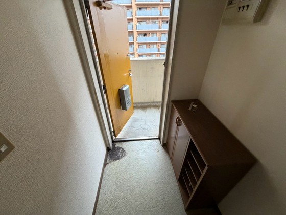 玄関　※別部屋の写真です